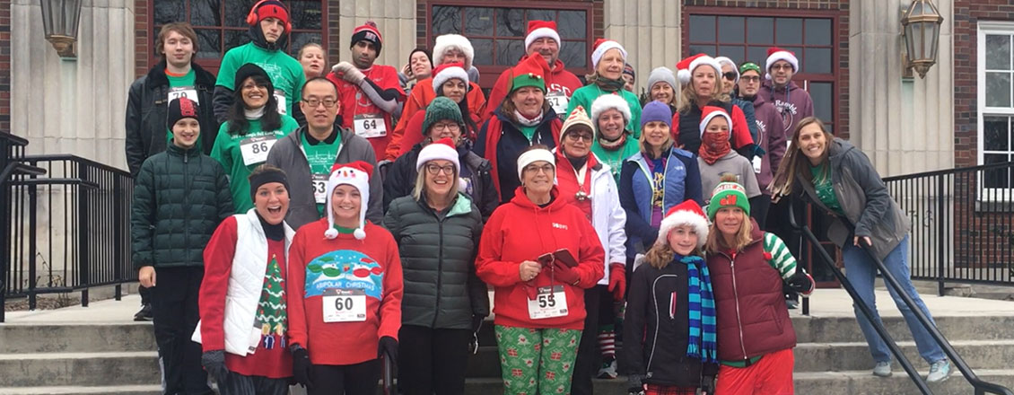 Jingle Bell Run participants